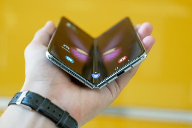 Samsung Galaxy Z Fold 3
